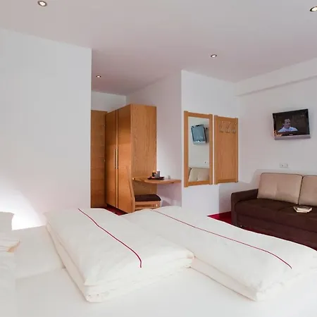 Garni Auriga Ишгль