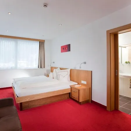 Garni Auriga Hotel