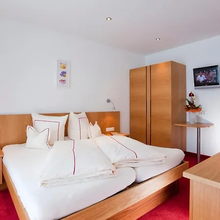 Garni Auriga Hotel
